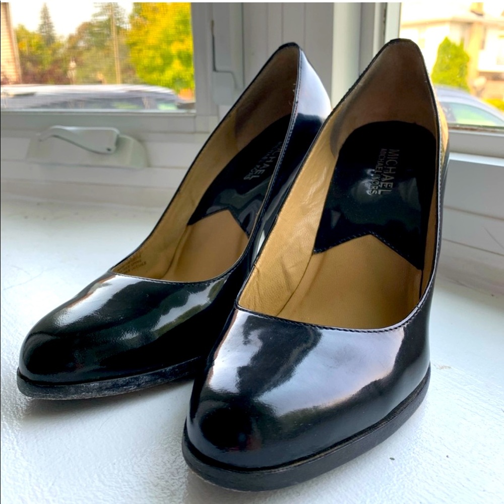 Michael Michael Kors black patent block heel